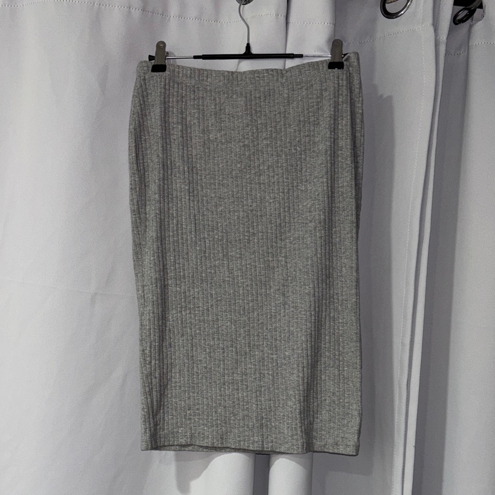 H&M‎ Heather Gray Pencil Skirt